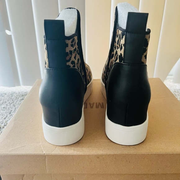 Steve Madden Ditta Wedge Sneaker, Women's Size 6.5 M, Beige MSRP $92 - Picture 4 of 6